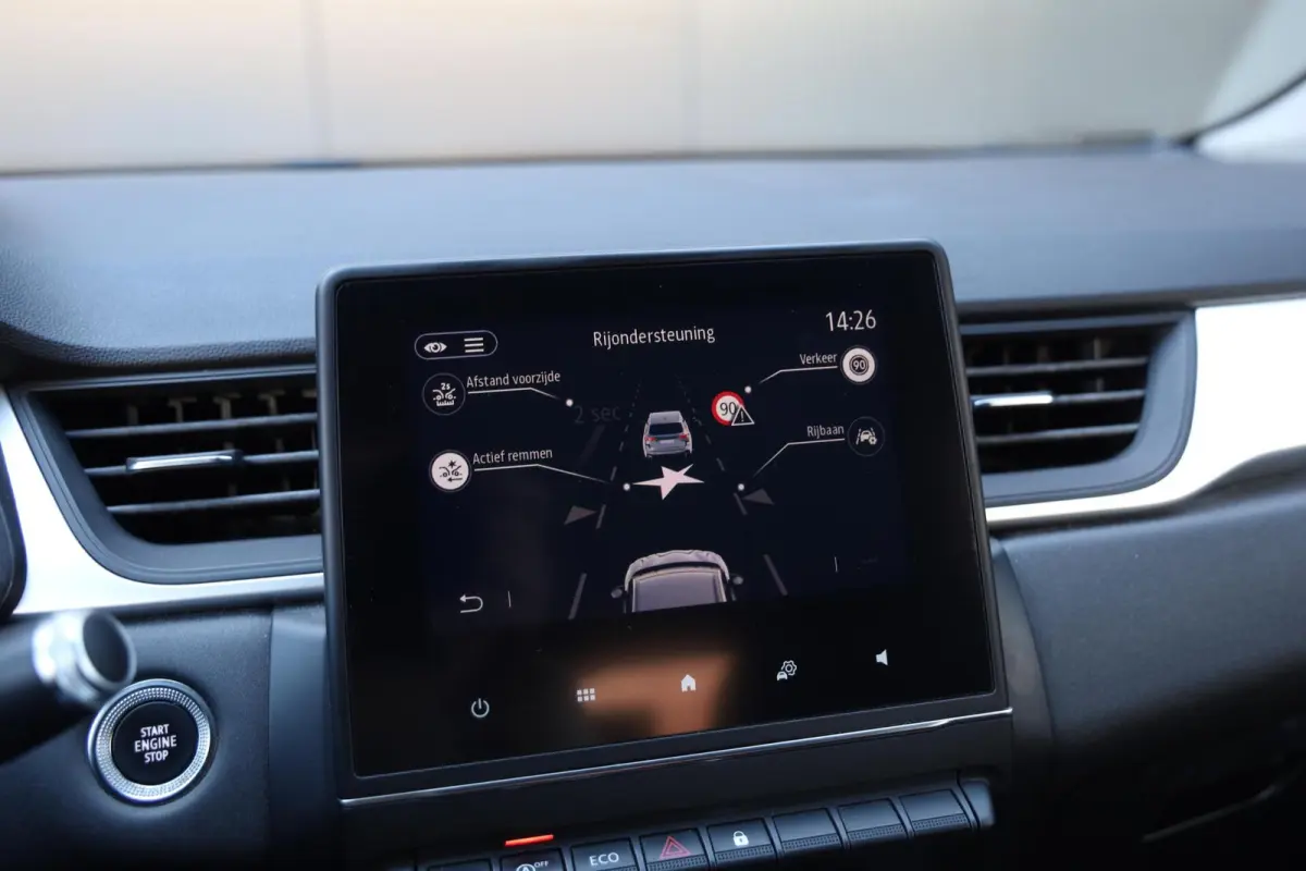1.3 TCe 140 Zen Achteruitrijcamera Airco Cruise CarPlay Trekhaak 1e Eigenaar Getint glas NL-Auto!