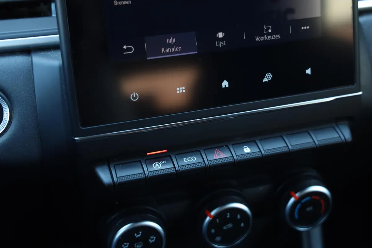 1.3 TCe 140 Zen Achteruitrijcamera Airco Cruise CarPlay Trekhaak 1e Eigenaar Getint glas NL-Auto!