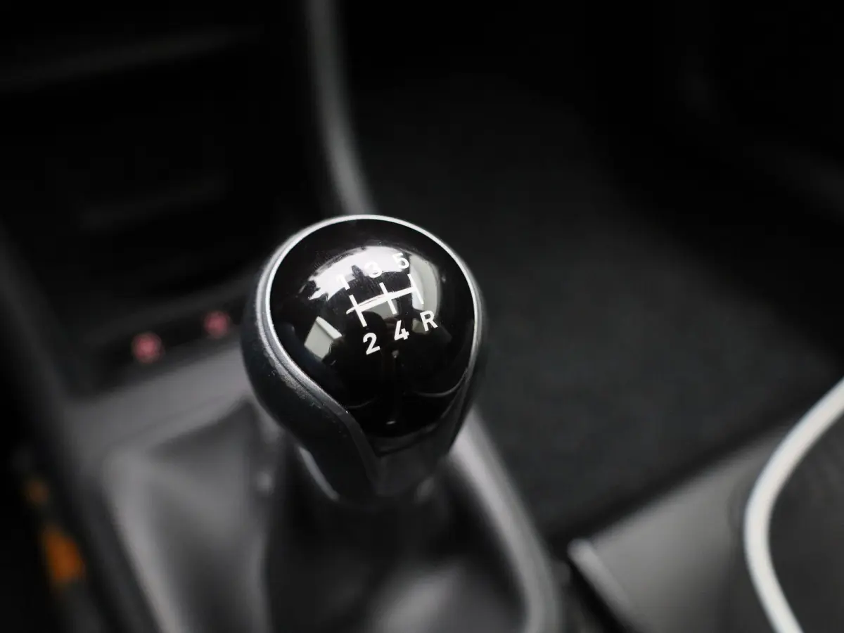 1.0 Sport Connect | Panoramadak | Parkeersensoren | Airco | Cruise Control |