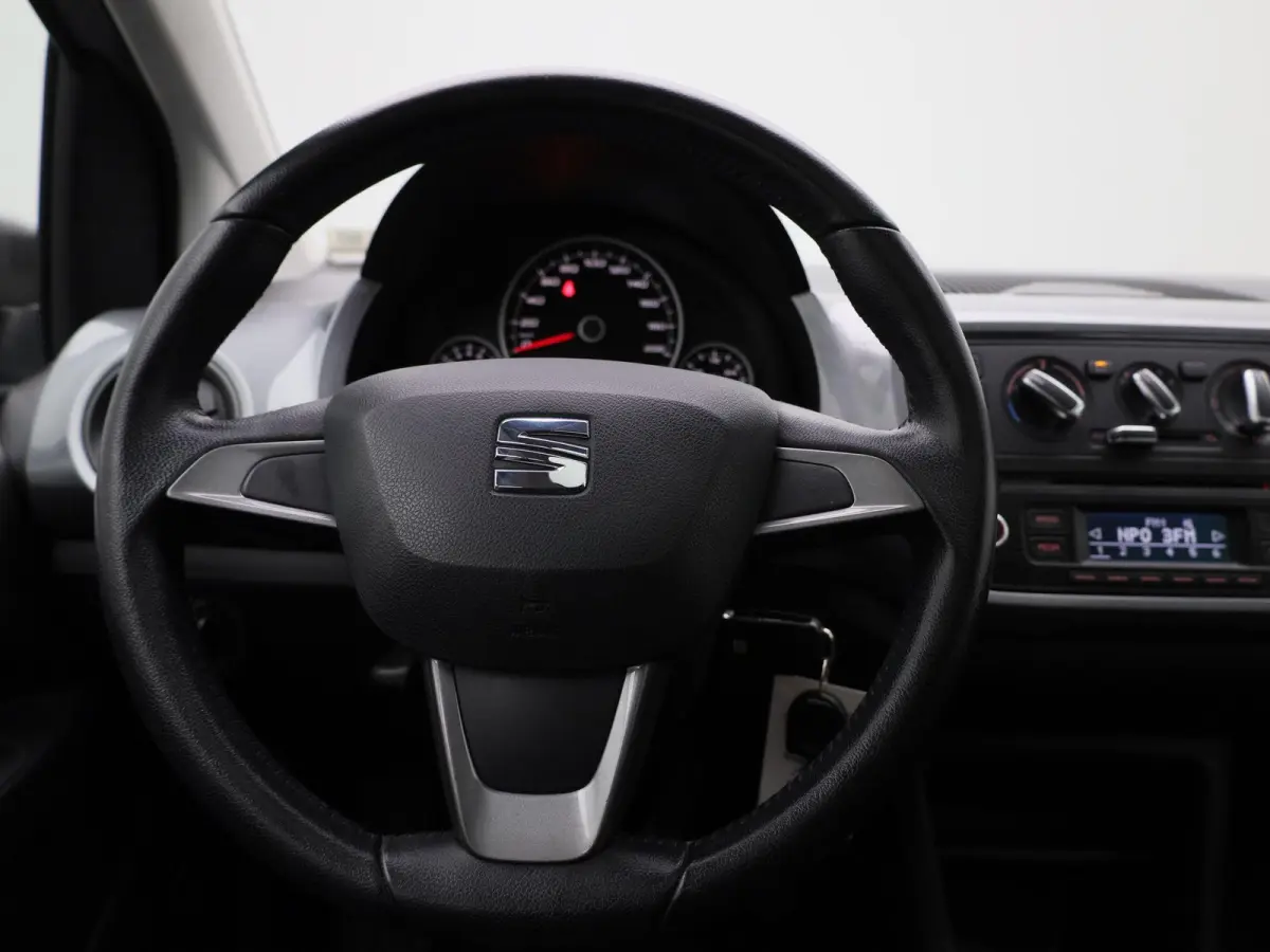 1.0 Sport Connect | Panoramadak | Parkeersensoren | Airco | Cruise Control |