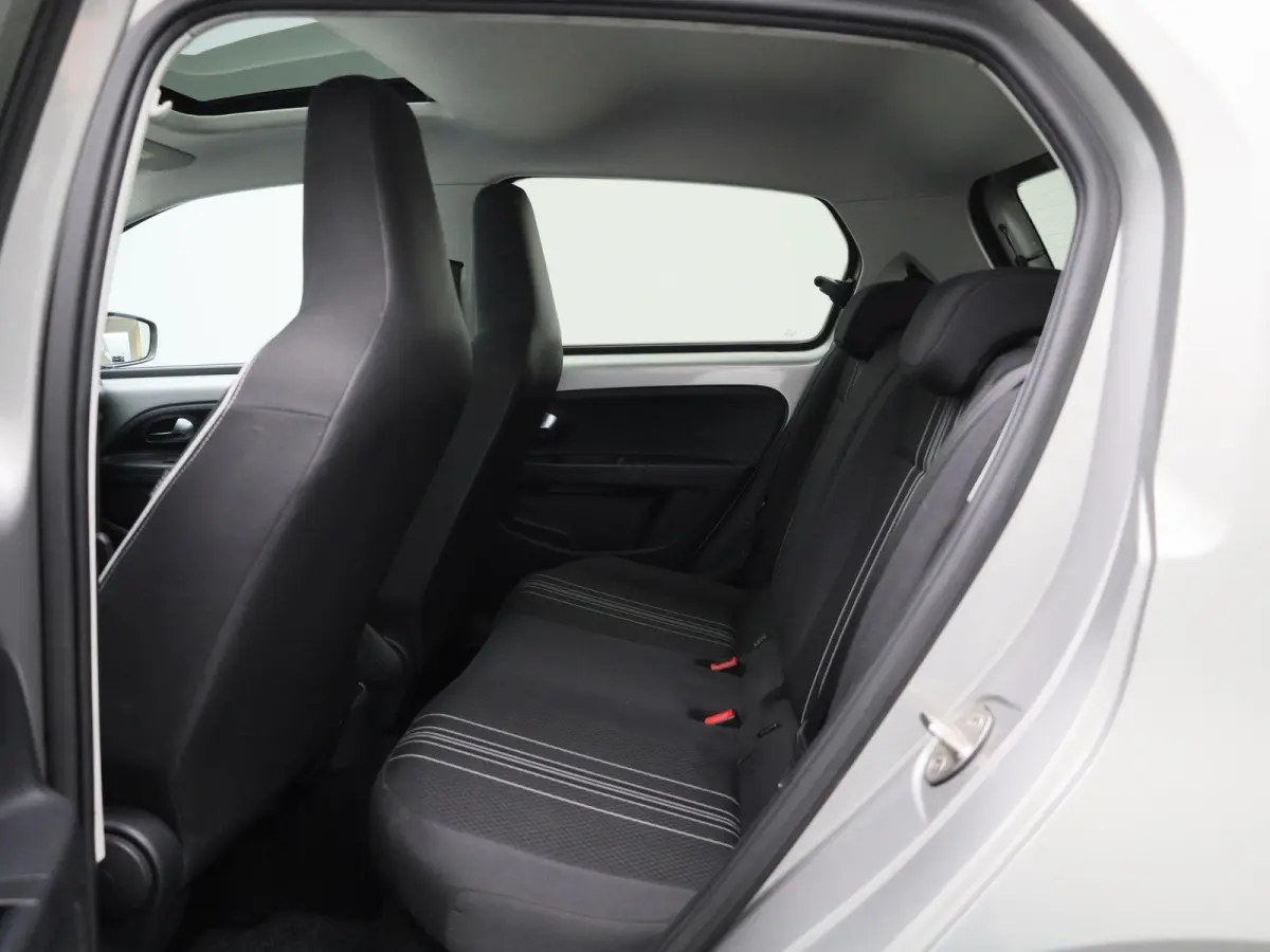 1.0 Sport Connect | Panoramadak | Parkeersensoren | Airco | Cruise Control |