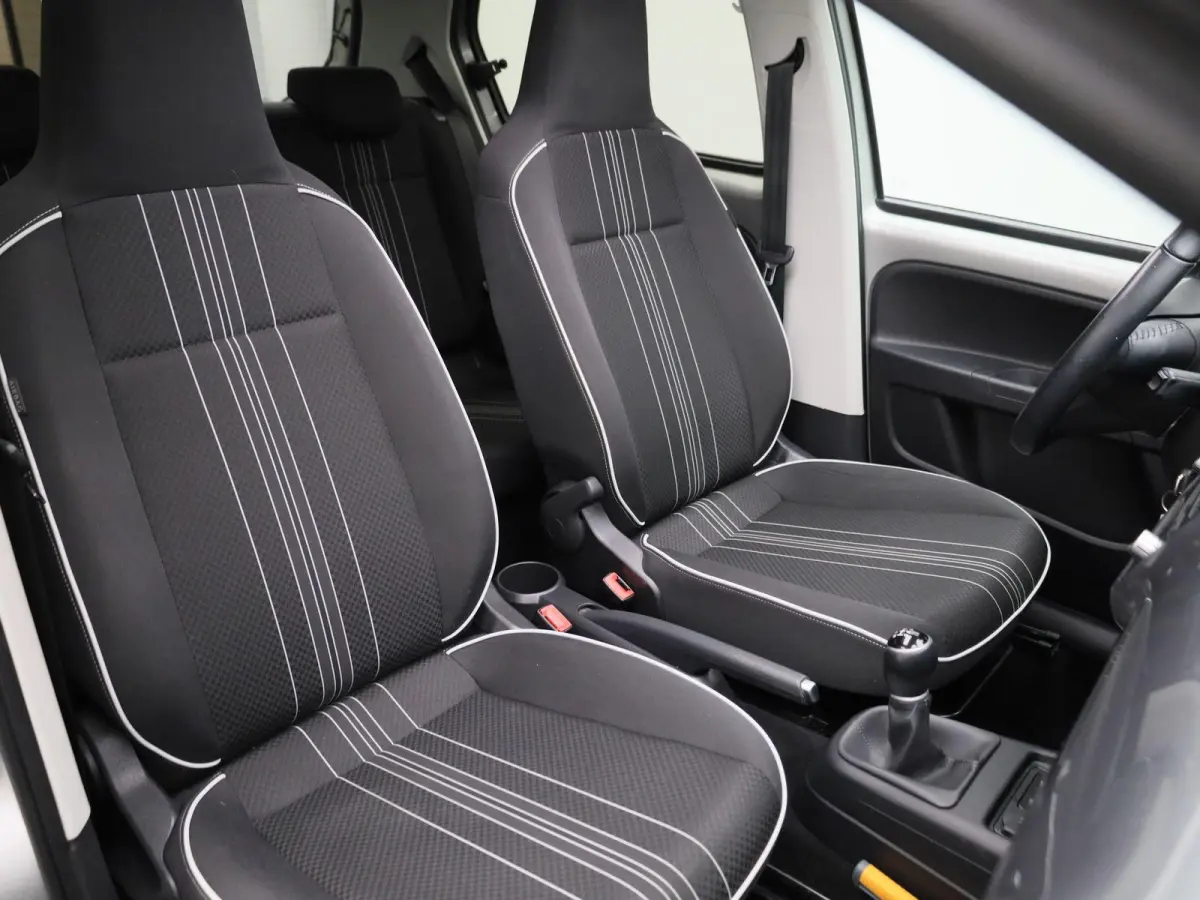1.0 Sport Connect | Panoramadak | Parkeersensoren | Airco | Cruise Control |