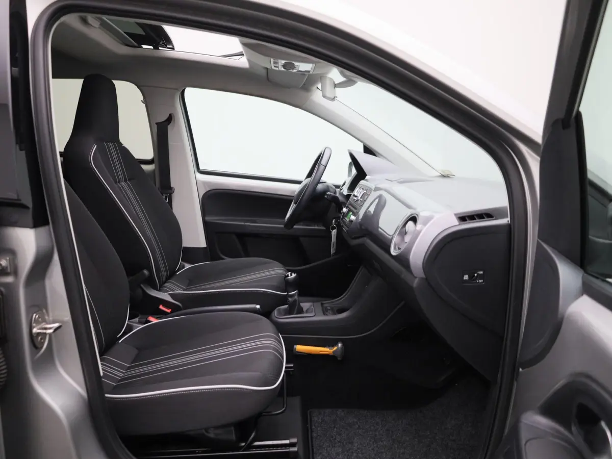 1.0 Sport Connect | Panoramadak | Parkeersensoren | Airco | Cruise Control |