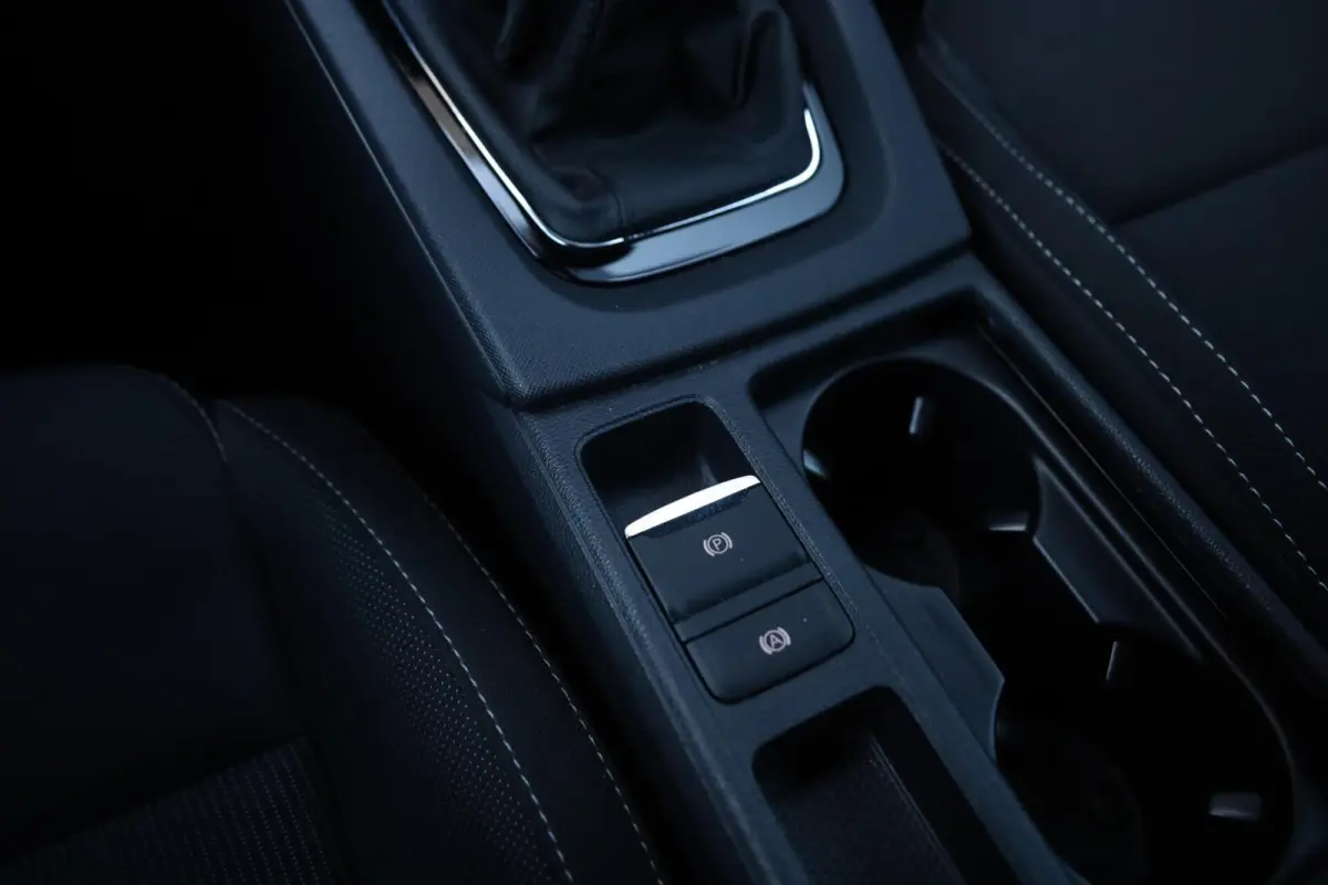 1.0 TSI 110pk Sport Business Stoelverwarming Trekhaak 1e Eigenaar Clima Cruise NL-Auto!