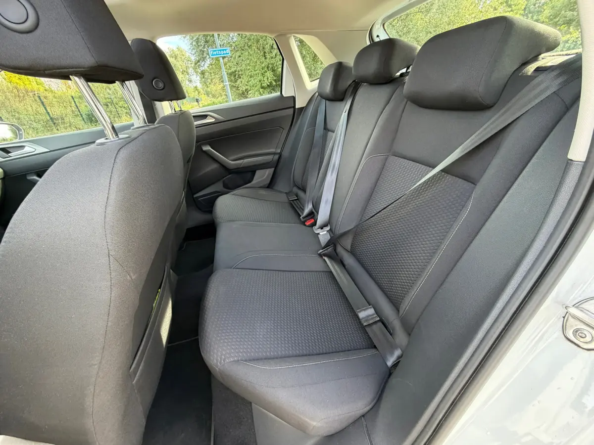 1.0 TSI Highline PANO I 116PK I 1E EIG I CARPLAY I CAMERA I VOLL