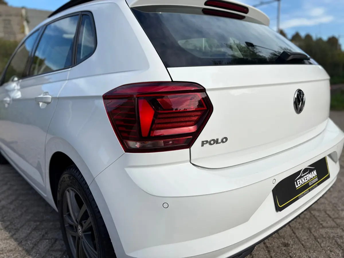 1.0 TSI Highline PANO I 116PK I 1E EIG I CARPLAY I CAMERA I VOLL