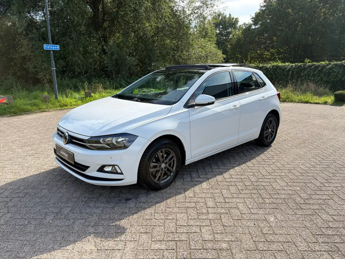 1.0 TSI Highline PANO I 116PK I 1E EIG I CARPLAY I CAMERA I VOLL