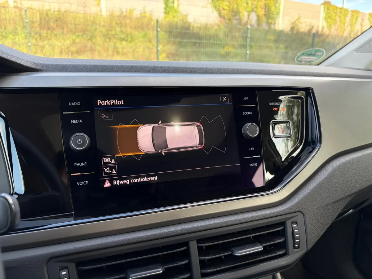 1.0 TSI Highline PANO I 116PK I 1E EIG I CARPLAY I CAMERA I VOLL