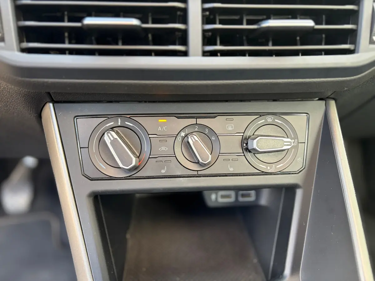 1.0 TSI Highline PANO I 116PK I 1E EIG I CARPLAY I CAMERA I VOLL