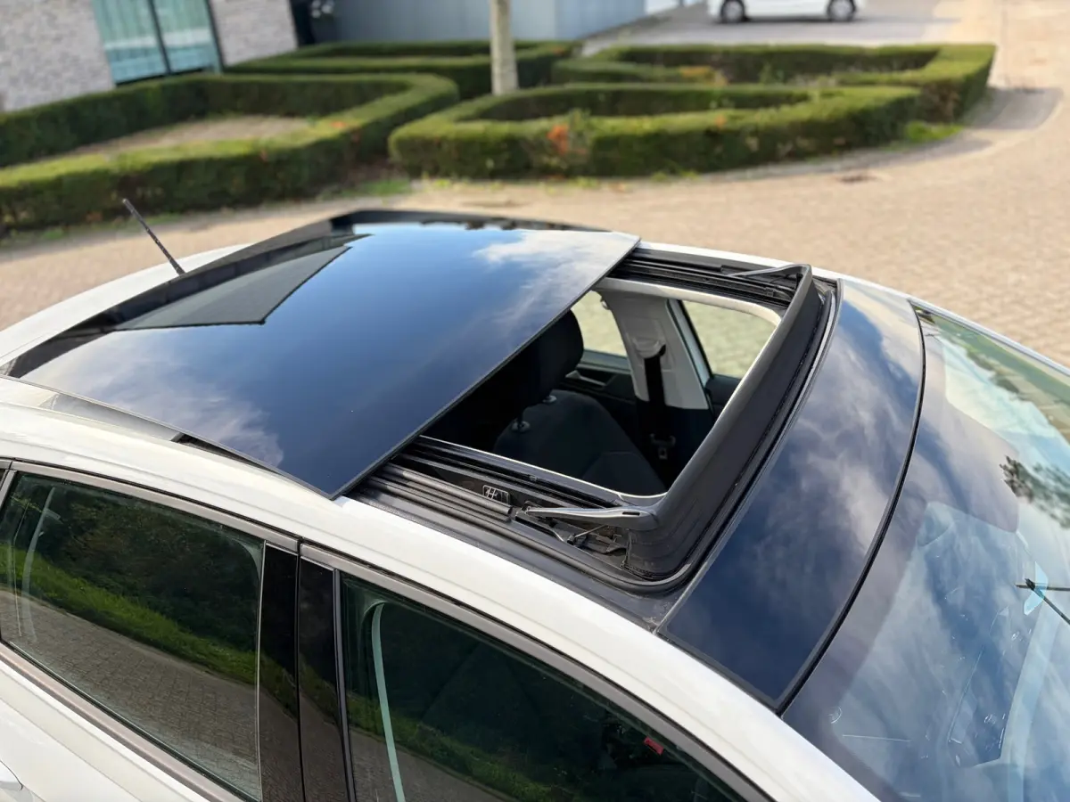 1.0 TSI Highline PANO I 116PK I 1E EIG I CARPLAY I CAMERA I VOLL
