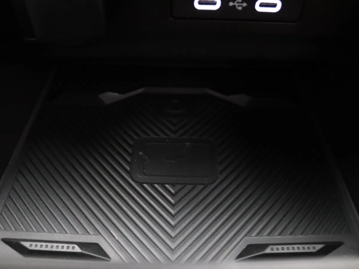 "Signature Stam" 155pk Hybrid Limited Edition Leder Dakar Cognac /Apple Carplay/Android Auto | Panoramadak