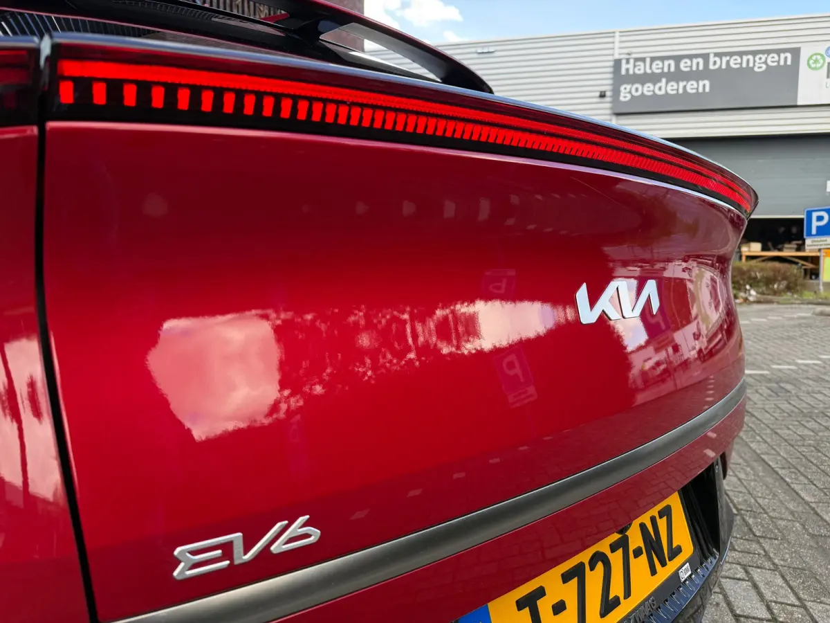 Plus Advanced 77.4 kWh - Automaat - Navi - Panodak - Leder - Org.NL