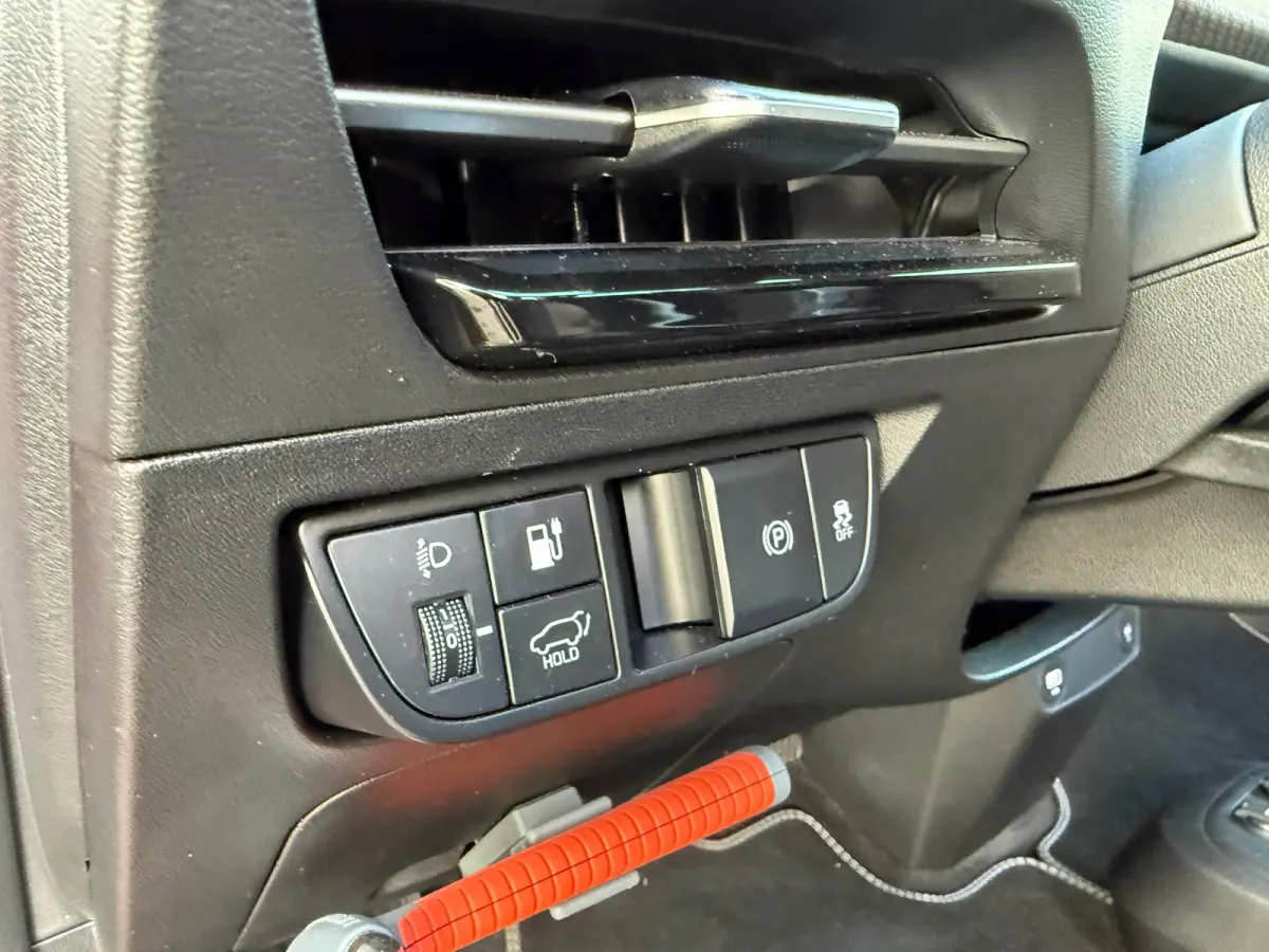 Plus Advanced 77.4 kWh - Automaat - Navi - Panodak - Leder - Org.NL