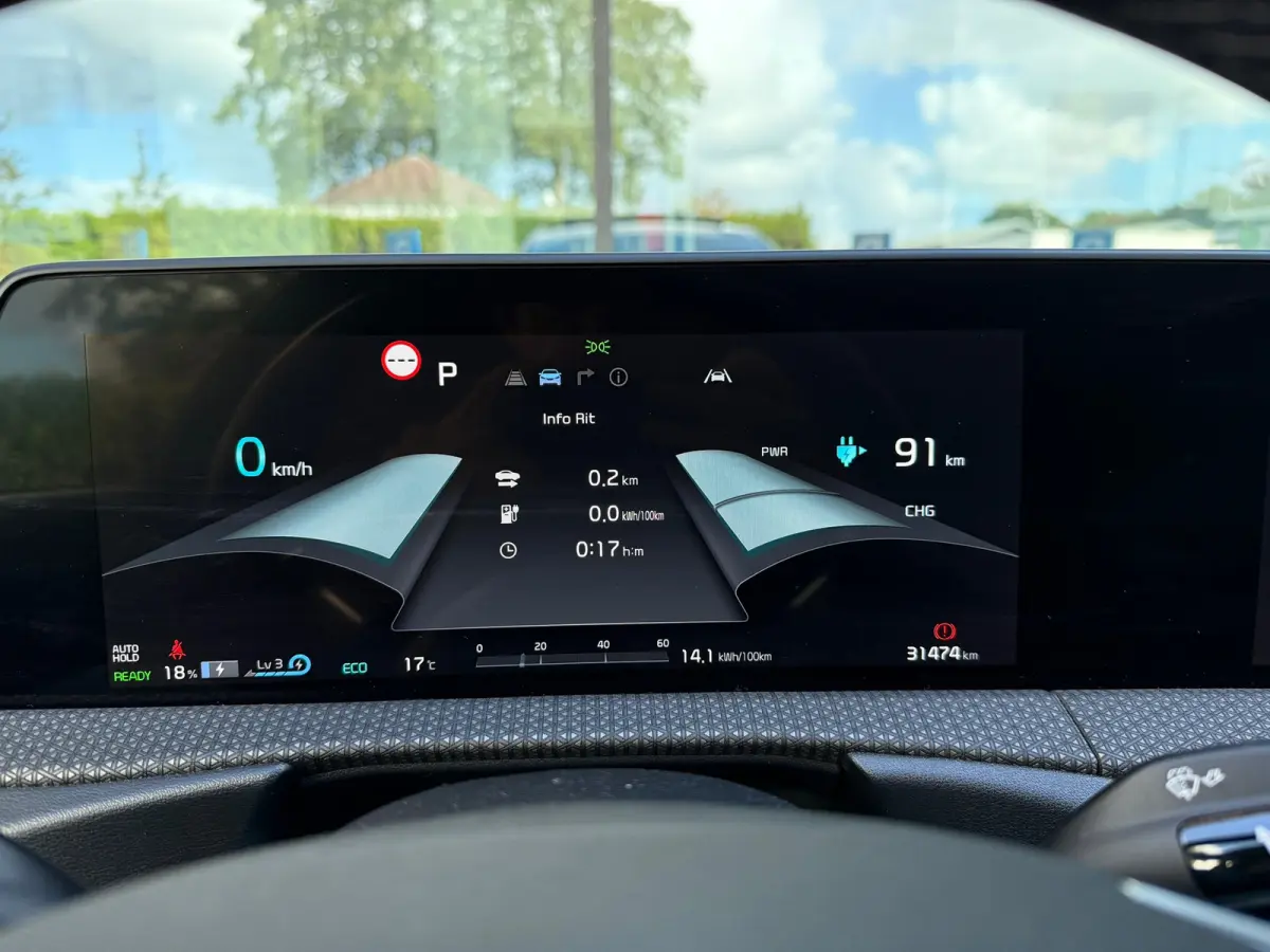 Plus Advanced 77.4 kWh - Automaat - Navi - Panodak - Leder - Org.NL