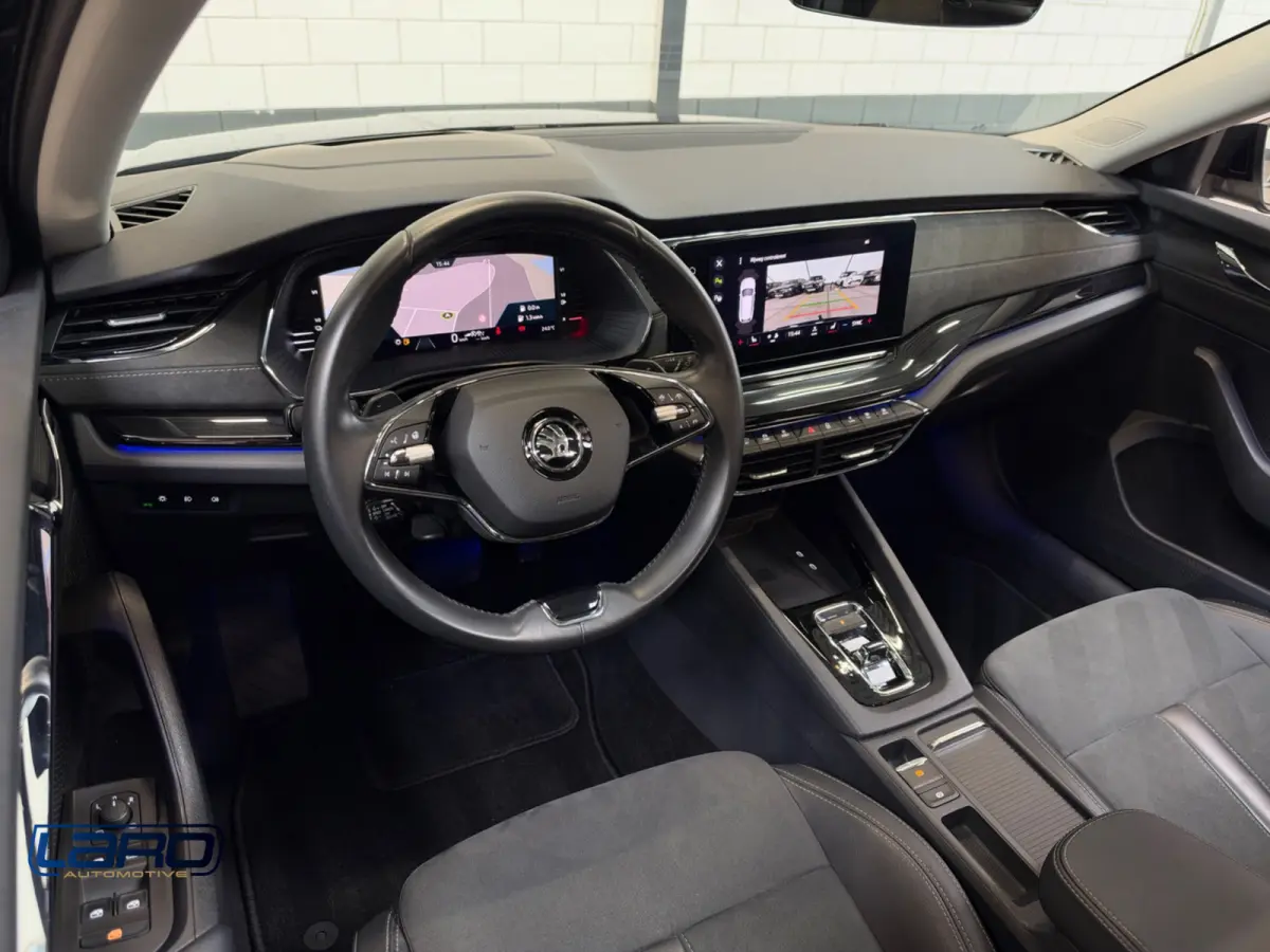 1.4 TSI iV PHEV Sportline Business | Pano Trekhaak Memory DCC Matrix ACC HuD Camera CarPlay