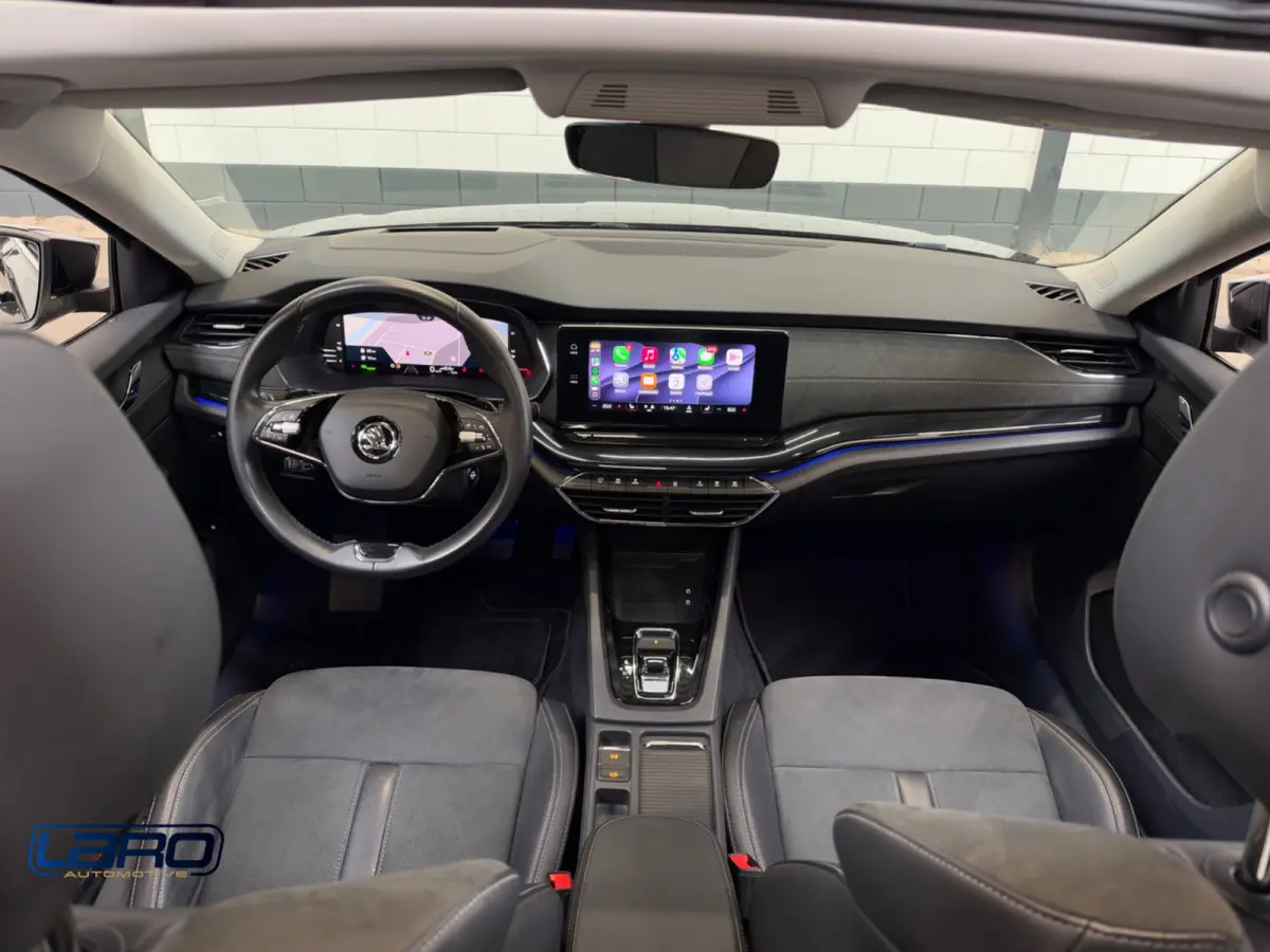 1.4 TSI iV PHEV Sportline Business | Pano Trekhaak Memory DCC Matrix ACC HuD Camera CarPlay