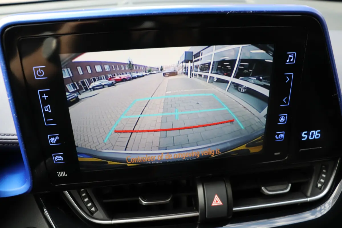 1.8 Hybrid Bi-Tone Automaat. Navigatie, dodehoek, verw. stuur.