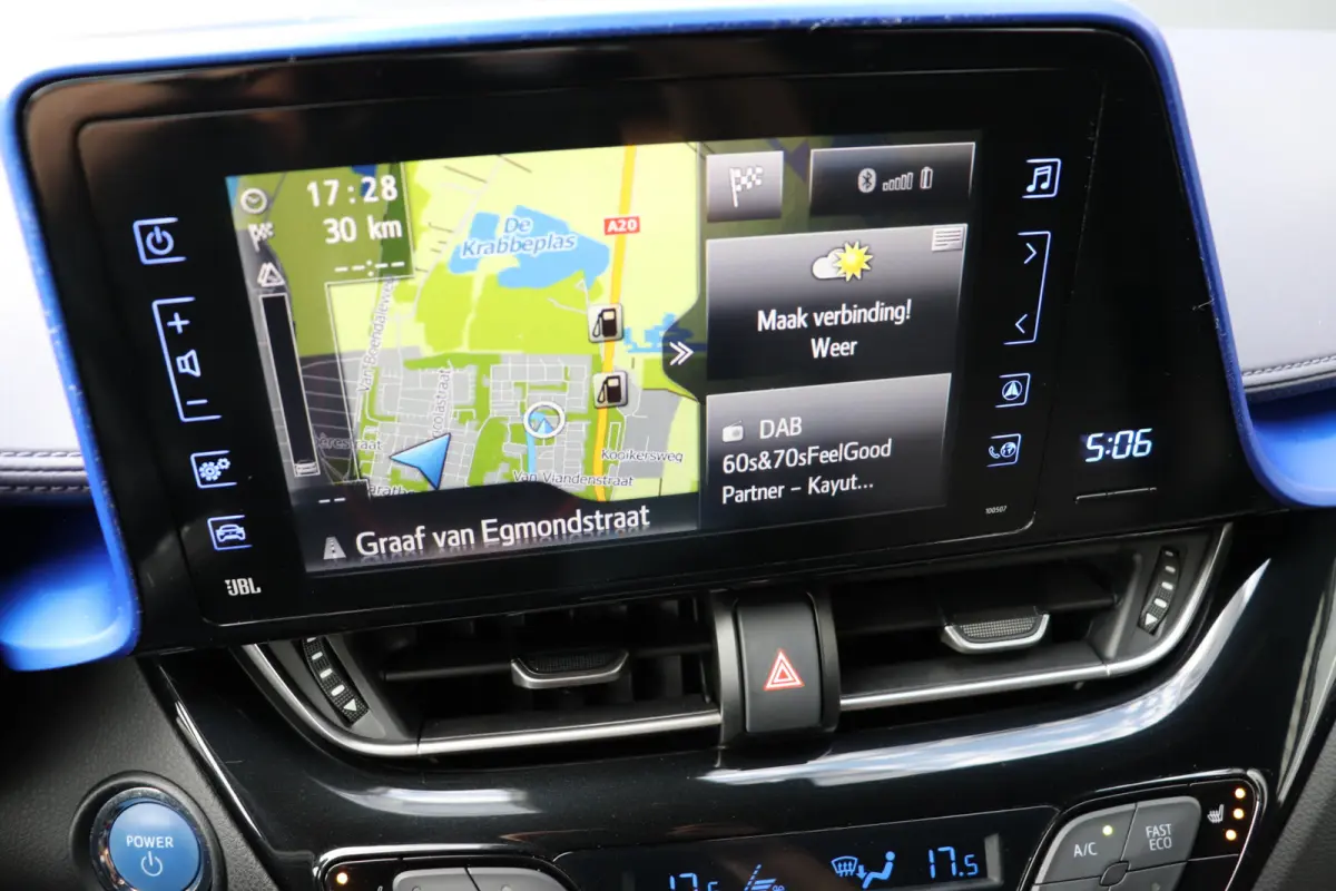 1.8 Hybrid Bi-Tone Automaat. Navigatie, dodehoek, verw. stuur.
