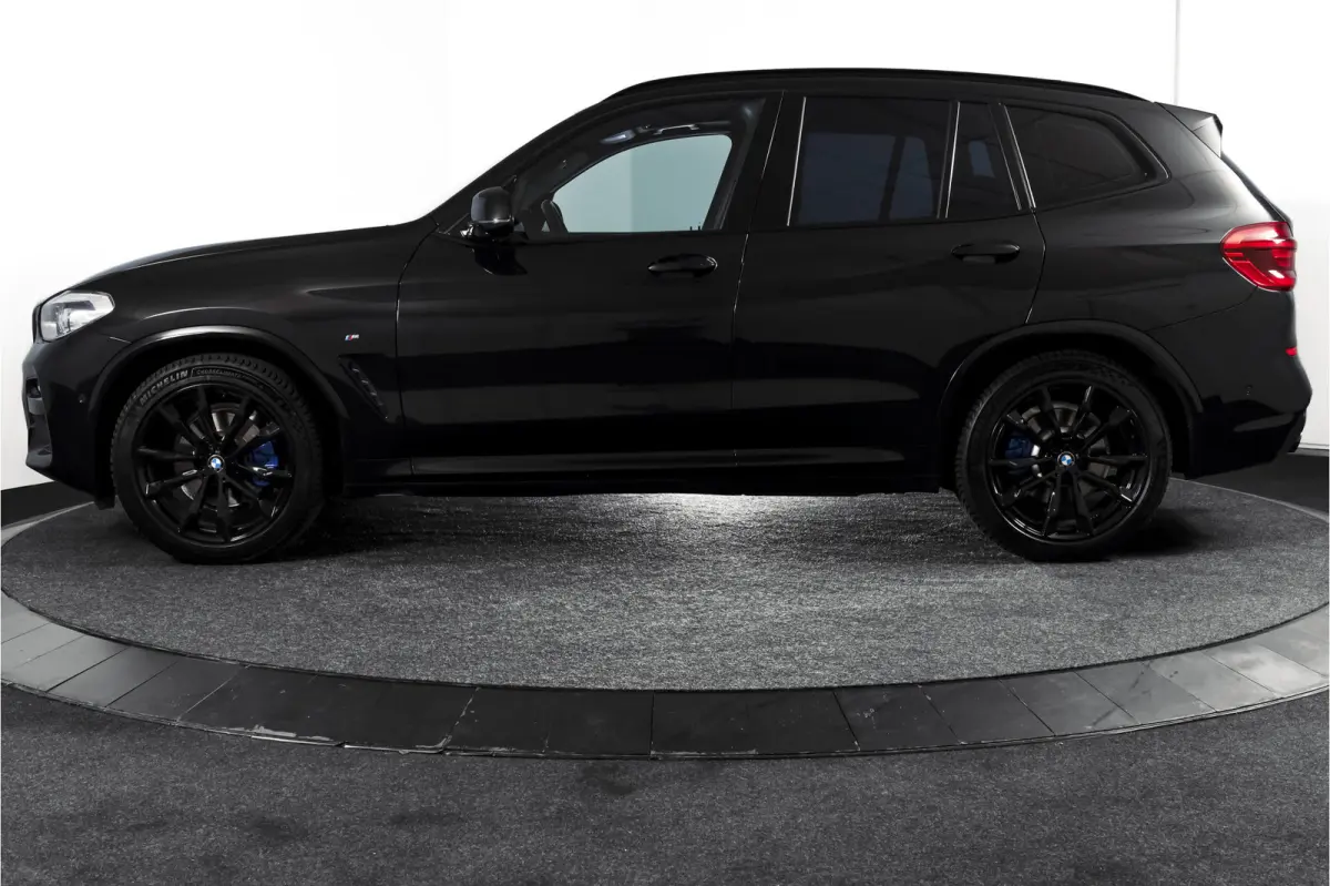 xDrive20i 184 PK High Executive Org. NL | M-Sport | Afn. Trekhaak | All season | Cruise | Stoelverw. | PDC | Camera | NAV | ECC | Elek. Klep | LM 20" |