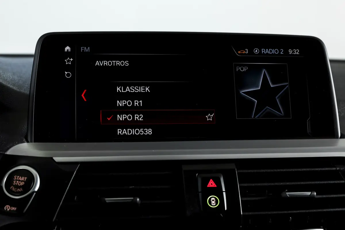 xDrive20i 184 PK High Executive Org. NL | M-Sport | Afn. Trekhaak | All season | Cruise | Stoelverw. | PDC | Camera | NAV | ECC | Elek. Klep | LM 20" |