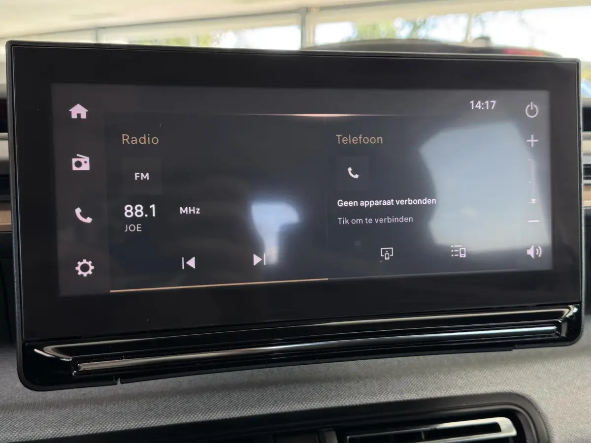 1.2 Hybrid 145pk Plus | Automaat | Camera | Carplay | Clima | Navi by app | Lm velgen | ( Vestiging - Vianen )