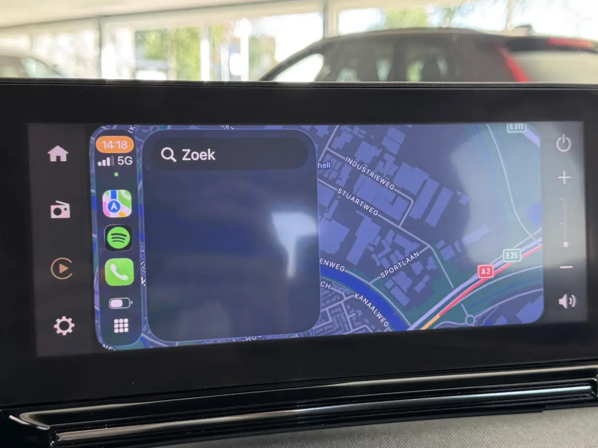 1.2 Hybrid 145pk Plus | Automaat | Camera | Carplay | Clima | Navi by app | Lm velgen | ( Vestiging - Vianen )