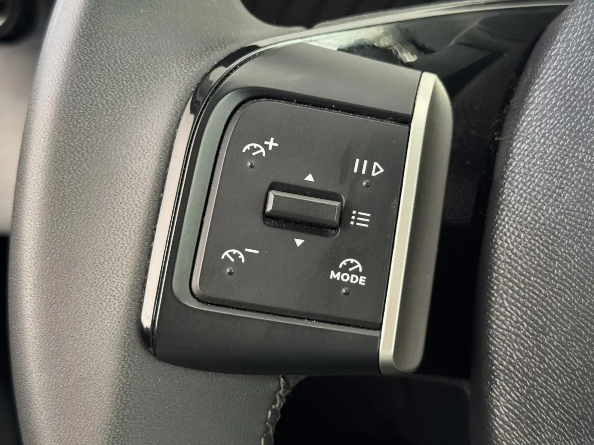 1.2 Hybrid 145pk Plus | Automaat | Camera | Carplay | Clima | Navi by app | Lm velgen | ( Vestiging - Vianen )