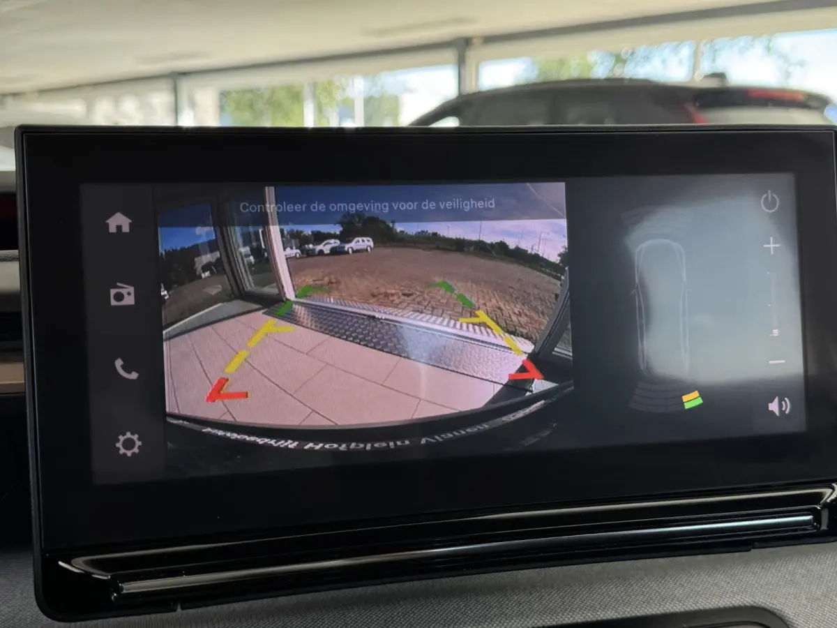 1.2 Hybrid 145pk Plus | Automaat | Camera | Carplay | Clima | Navi by app | Lm velgen | ( Vestiging - Vianen )