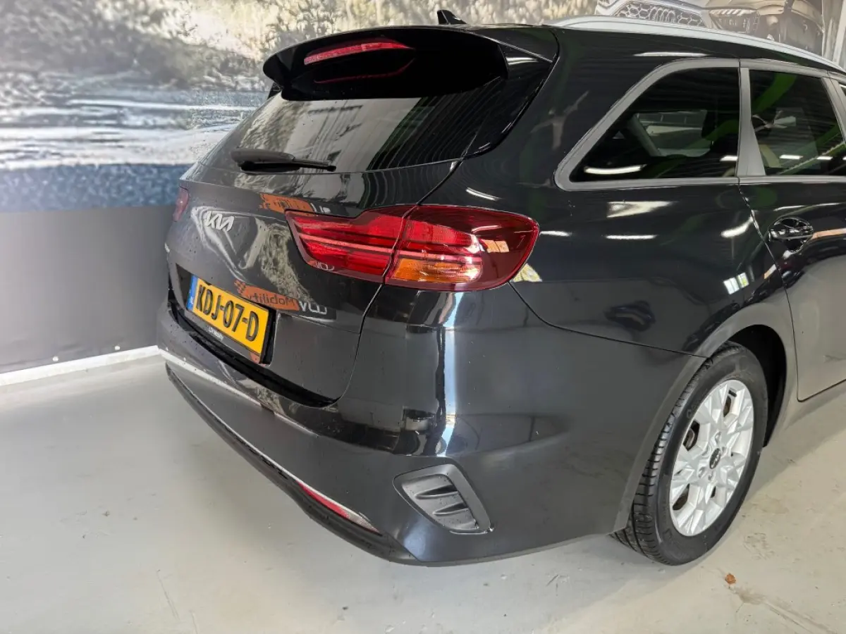 Sportswagon 1.0 T-GDI DynamincPlusLine / Full-LED / Apple Carplay / Android Auto / Geblindeerde achterruiten.