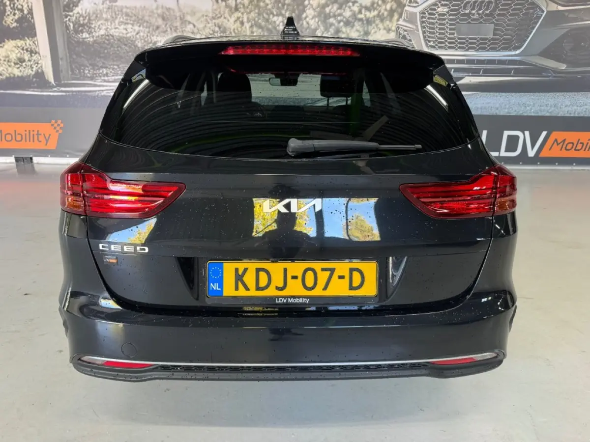 Sportswagon 1.0 T-GDI DynamincPlusLine / Full-LED / Apple Carplay / Android Auto / Geblindeerde achterruiten.