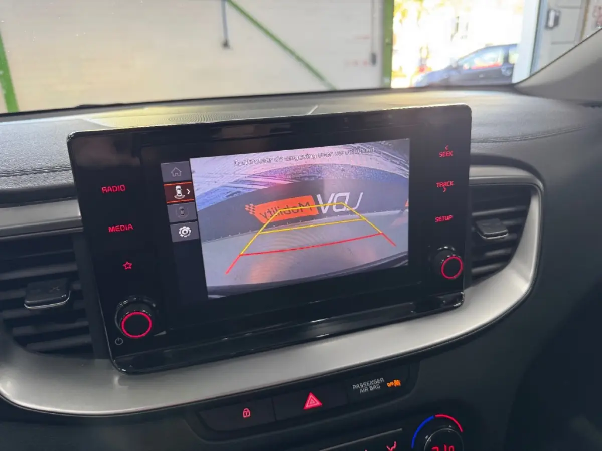 Sportswagon 1.0 T-GDI DynamincPlusLine / Full-LED / Apple Carplay / Android Auto / Geblindeerde achterruiten.