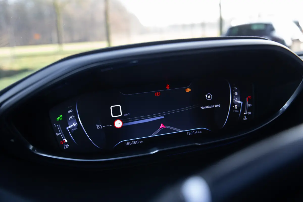 1.2 PureTech GT-Line 7p , Panoramadak,