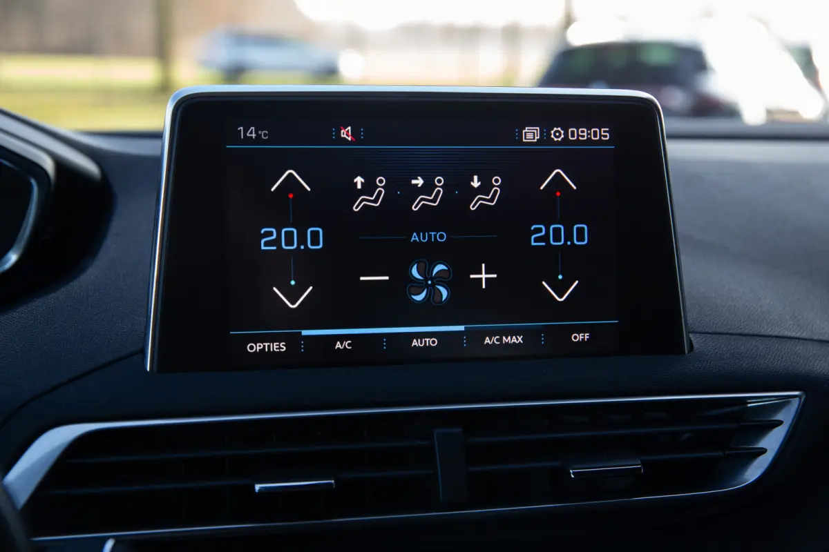 1.2 PureTech GT-Line 7p , Panoramadak,