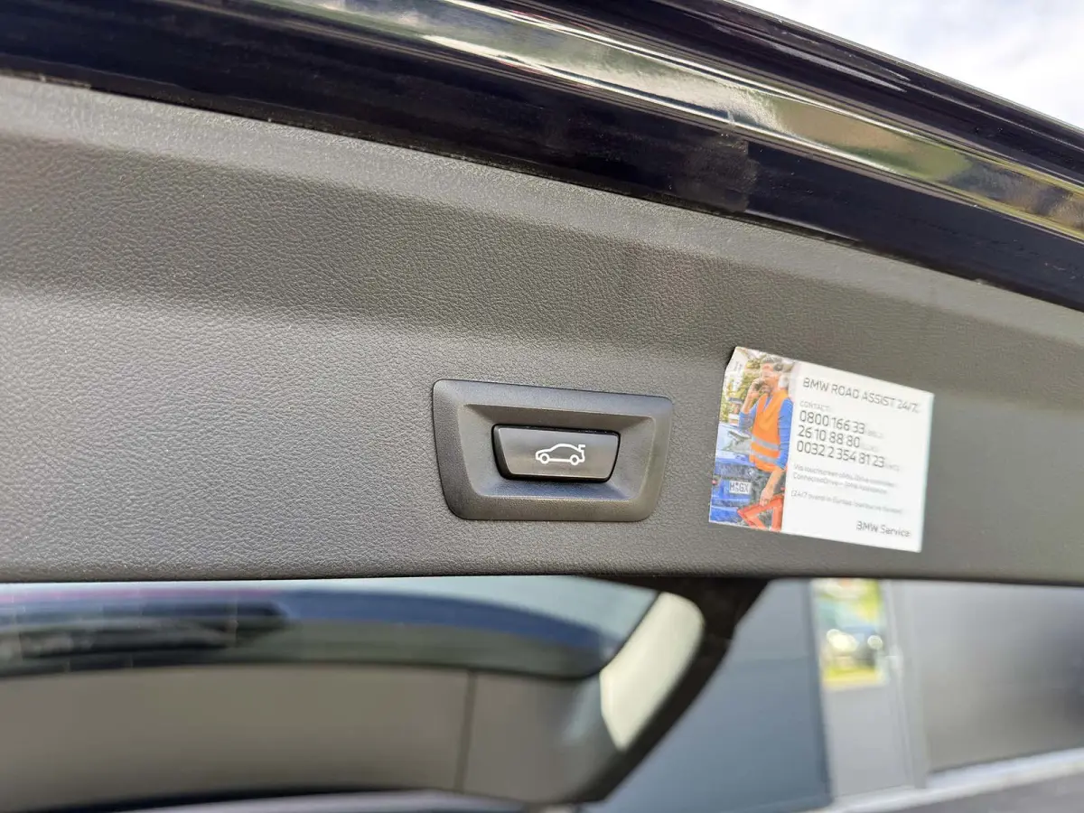 Executive 80 kWh M Sport [SOH 98,8%] Pano,Pilot assist,Elek stoelen,Achteruitrijcamera,Dodehoekdetectie,Dealer onderhouden