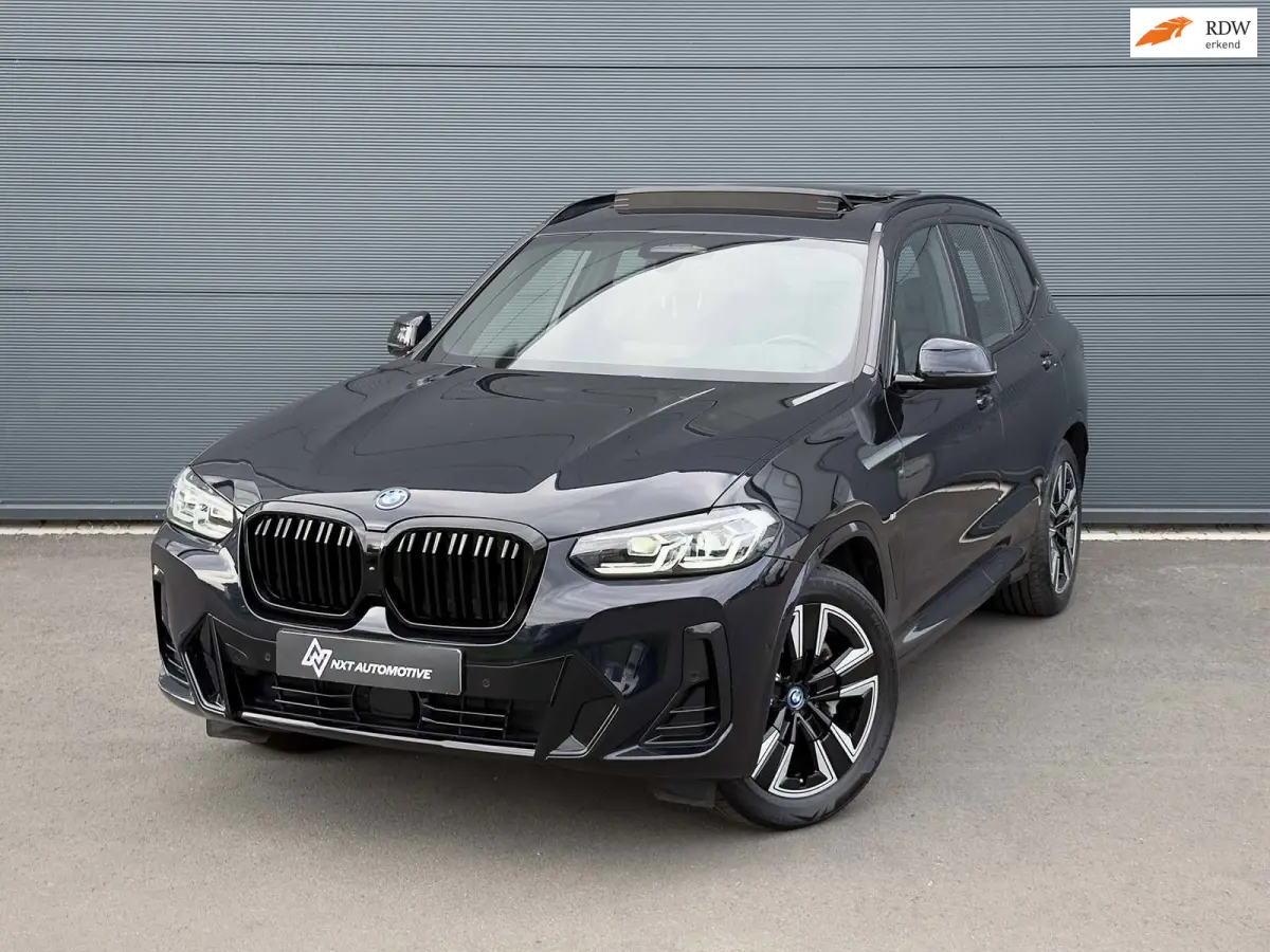 Executive 80 kWh M Sport [SOH 98,8%] Pano,Pilot assist,Elek stoelen,Achteruitrijcamera,Dodehoekdetectie,Dealer onderhouden