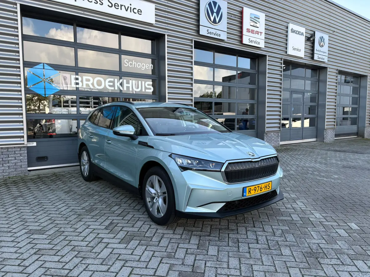 60 180 pk | SOH 92,4 | LM-Velgen 19 inch | Achteruitrijcamera | Apple Carplay
