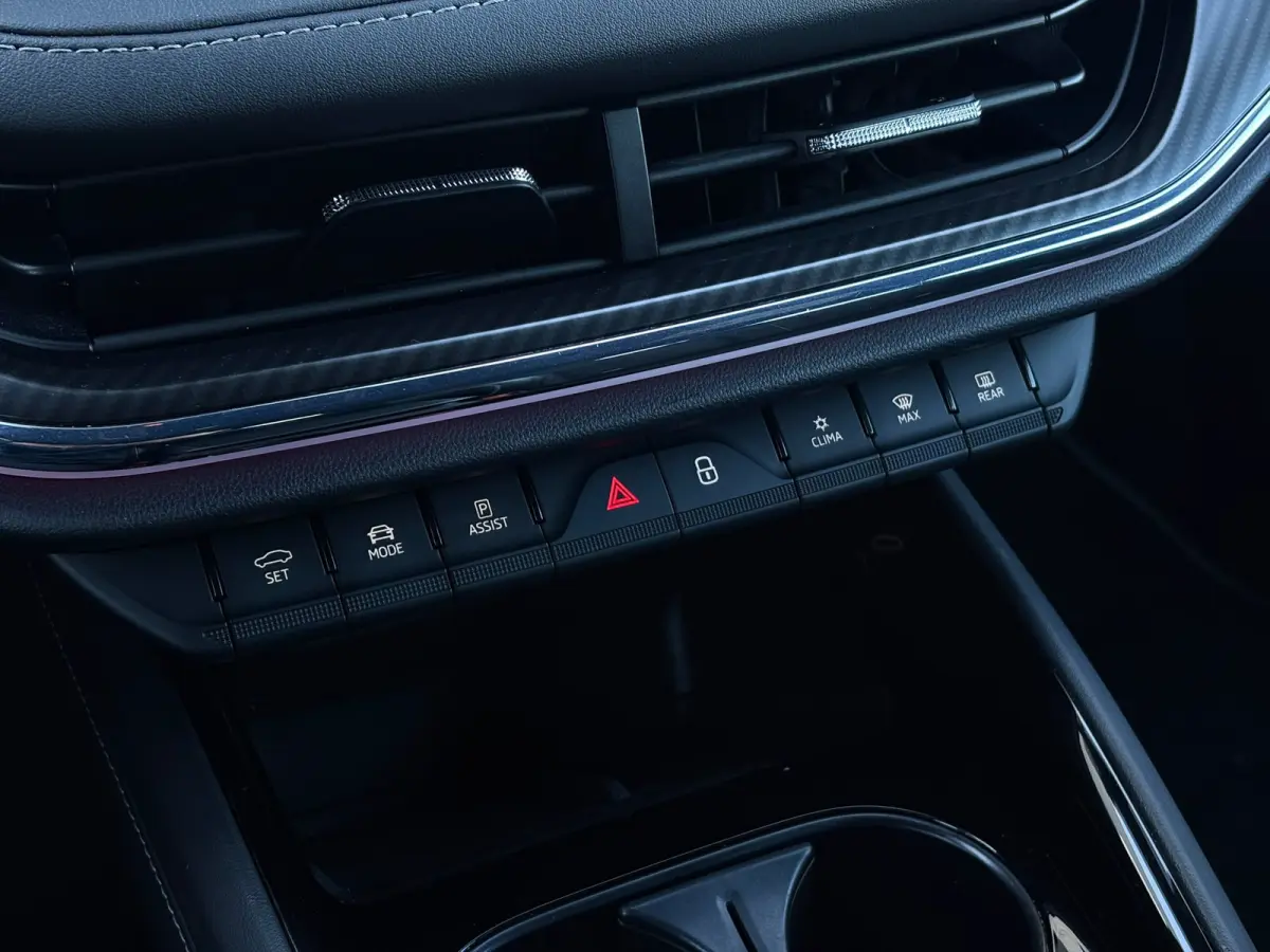 60 180 pk | SOH 92,4 | LM-Velgen 19 inch | Achteruitrijcamera | Apple Carplay