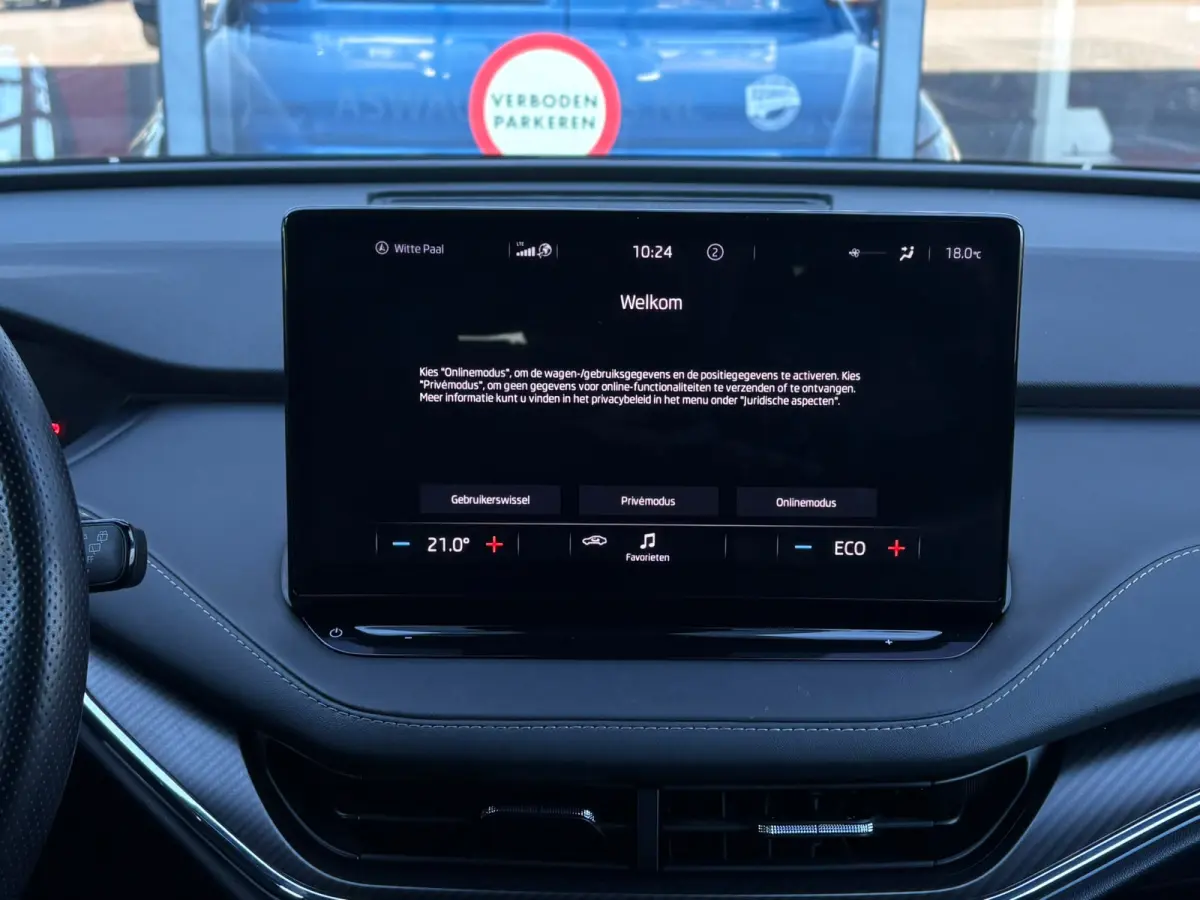 60 180 pk | SOH 92,4 | LM-Velgen 19 inch | Achteruitrijcamera | Apple Carplay