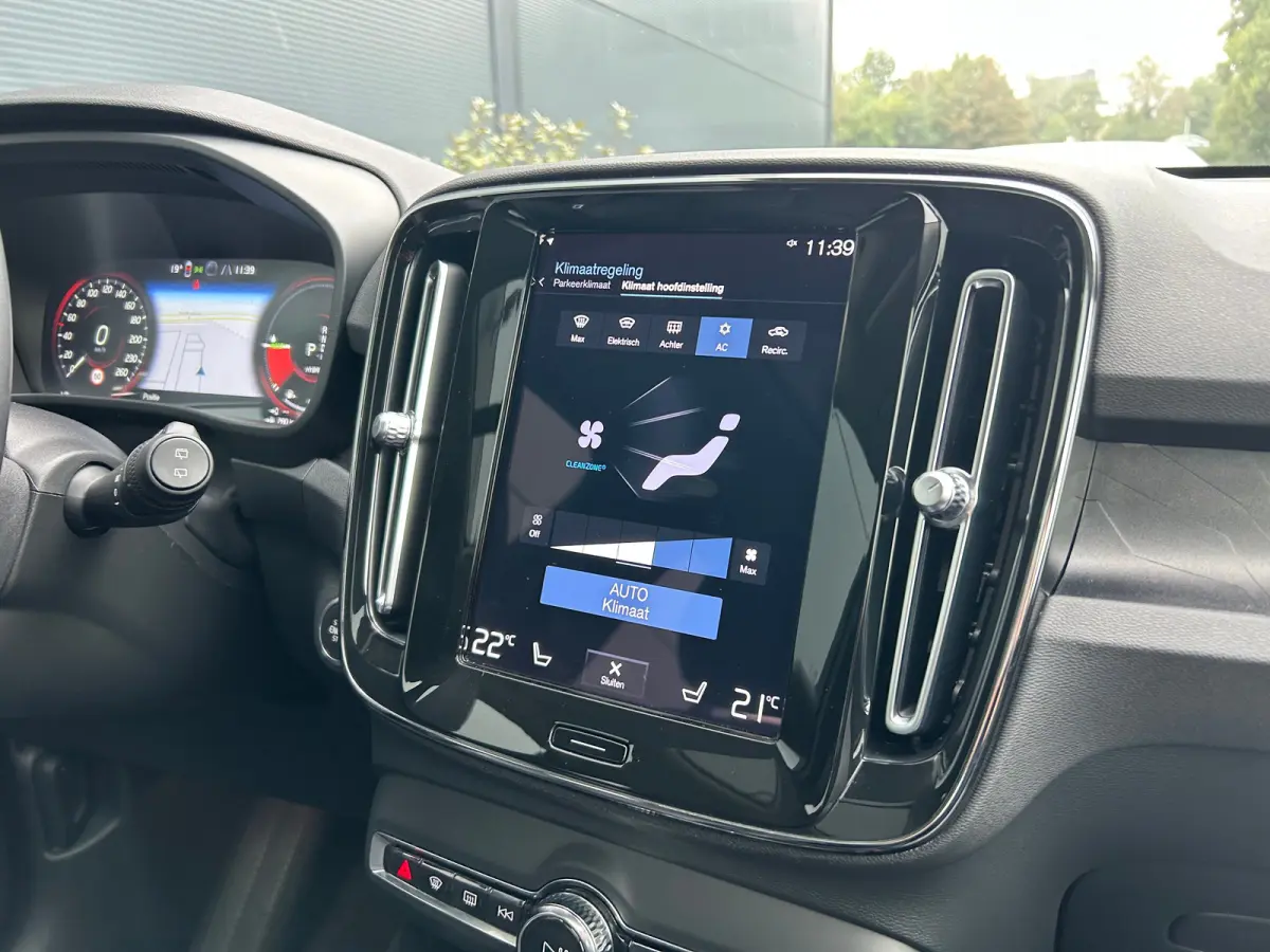 1.5 T5 Plug-in hybrid Ultimate Dark | Pano | Memory | Leder | SoH 93% | Harman/Kardon | Trekhaak | 360 camera | Black pakket |