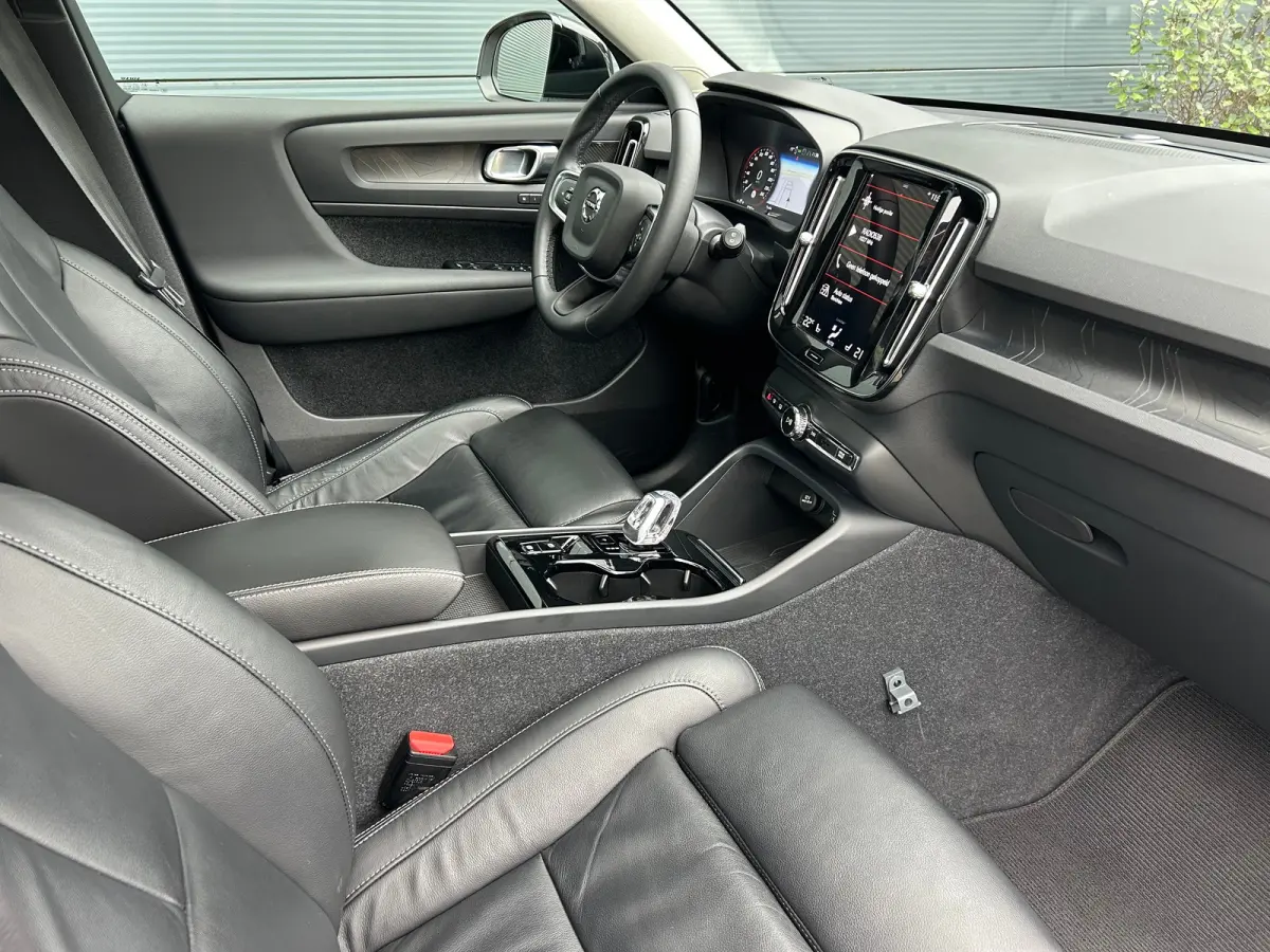 1.5 T5 Plug-in hybrid Ultimate Dark | Pano | Memory | Leder | SoH 93% | Harman/Kardon | Trekhaak | 360 camera | Black pakket |