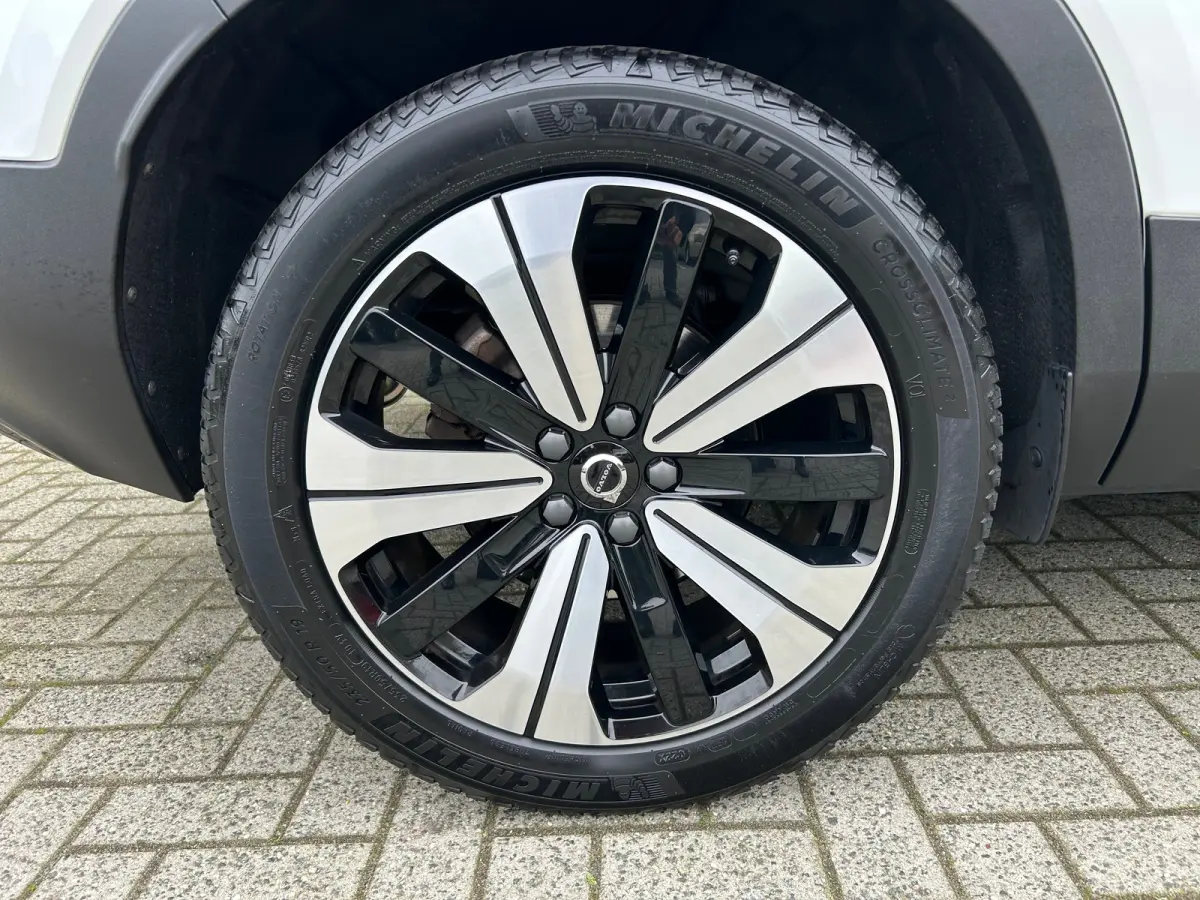1.5 T5 Plug-in hybrid Ultimate Dark | Pano | Memory | Leder | SoH 93% | Harman/Kardon | Trekhaak | 360 camera | Black pakket |