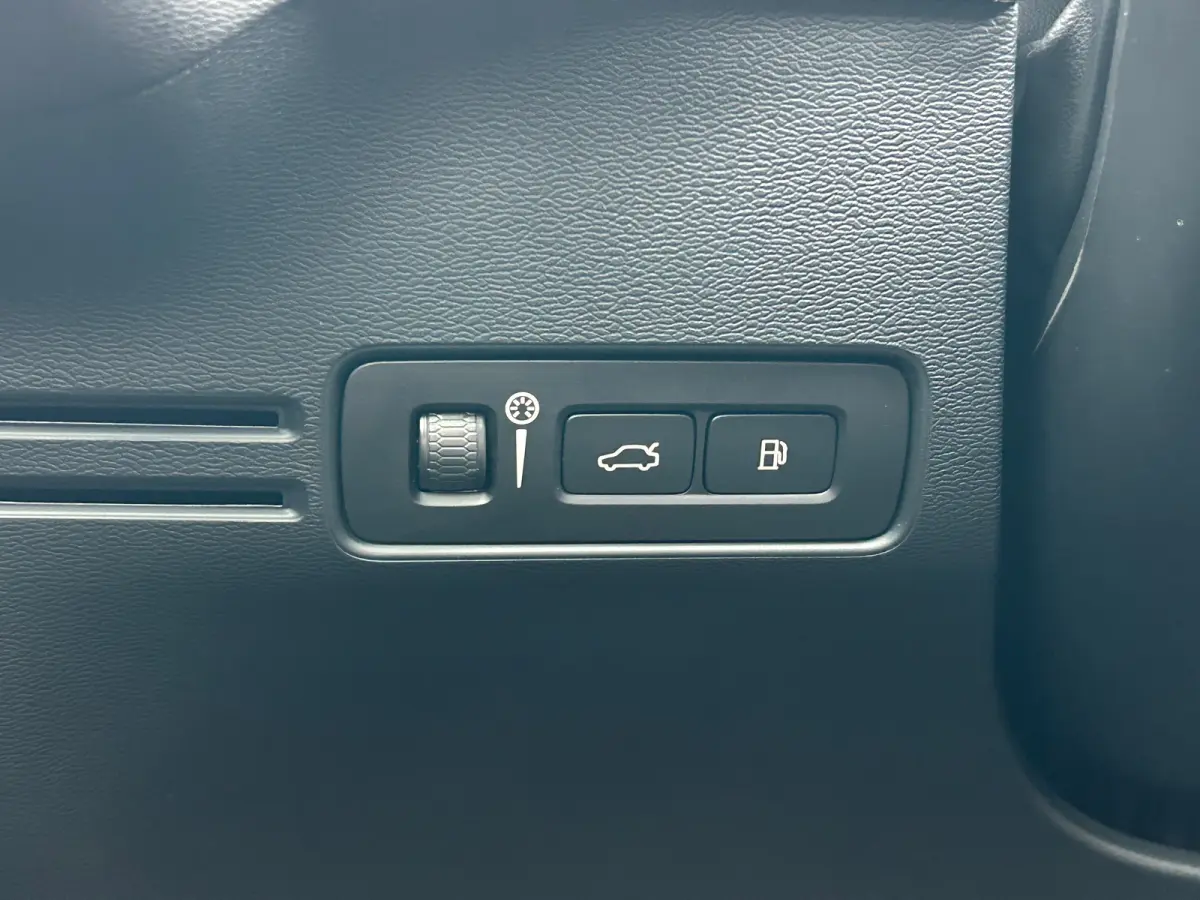 1.5 T5 Plug-in hybrid Ultimate Dark | Pano | Memory | Leder | SoH 93% | Harman/Kardon | Trekhaak | 360 camera | Black pakket |