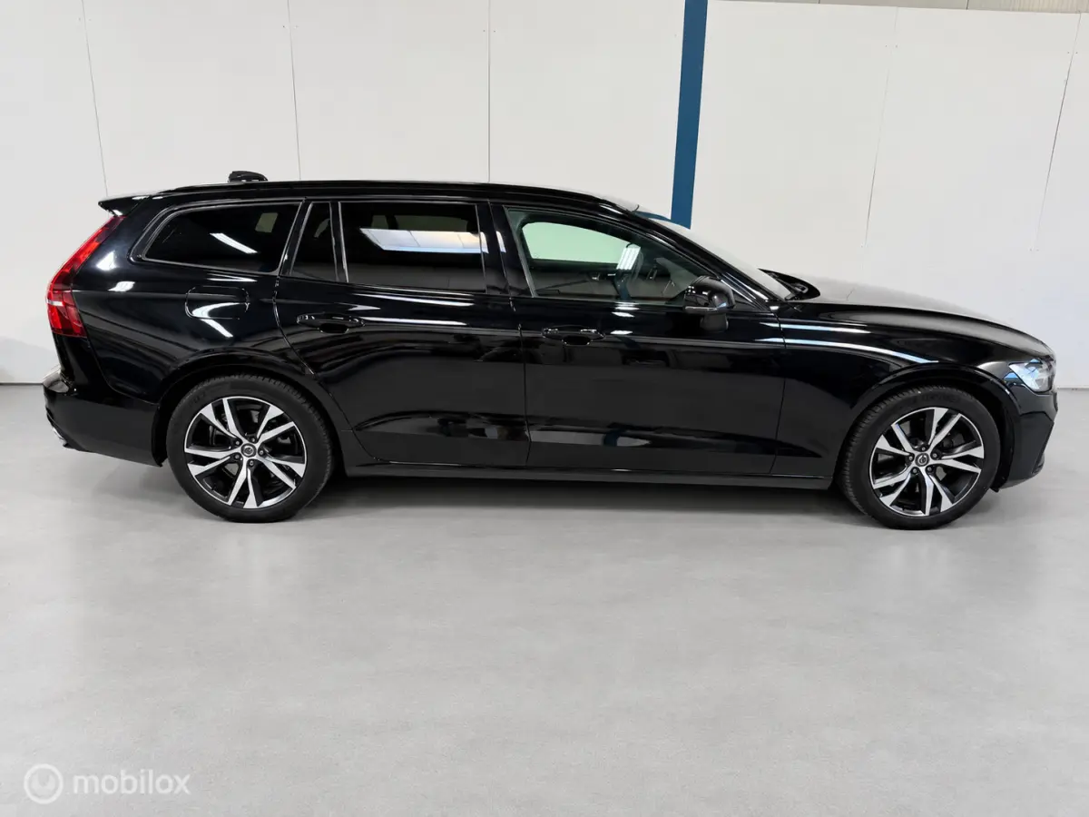 2.0 T6 Plug-in hybrid AWD Plus Dark LONG RANGE