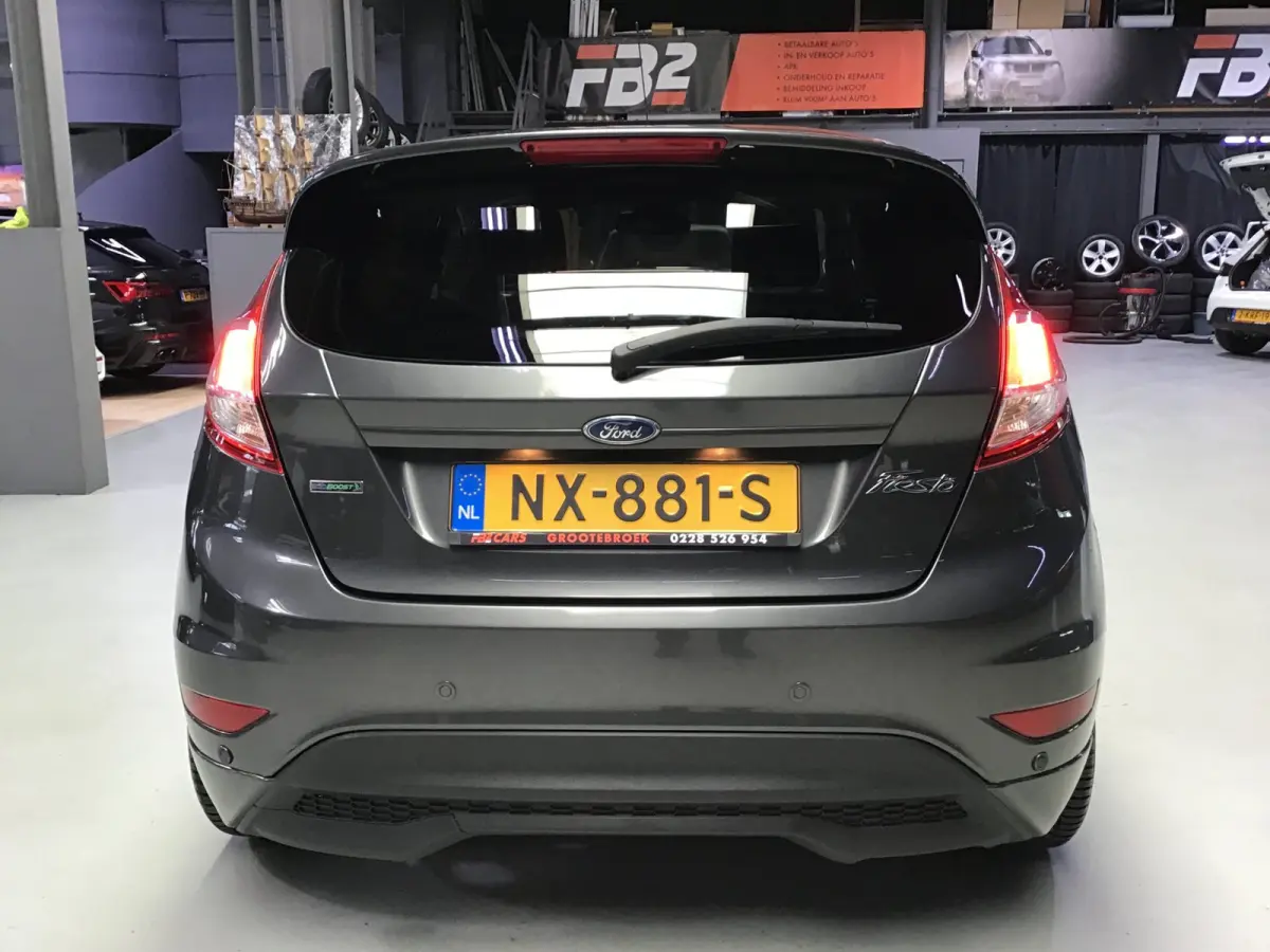 1.0 EcoBoost ST Line I Dealer Onderh. I Navi I Clima I Cruise I Led I 17inch I Park. sens I Getint Glas I Nette Auto.