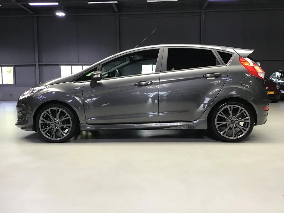 1.0 EcoBoost ST Line I Dealer Onderh. I Navi I Clima I Cruise I Led I 17inch I Park. sens I Getint Glas I Nette Auto.