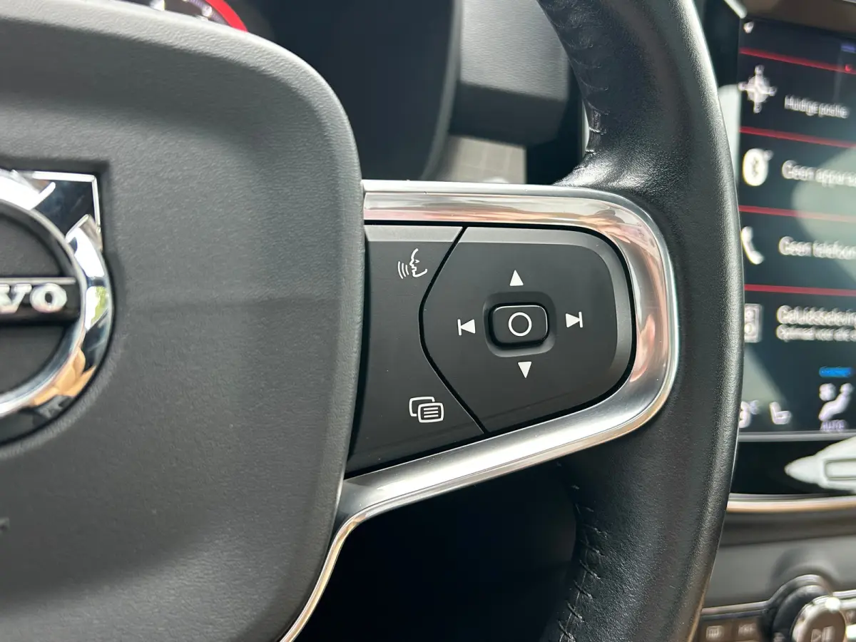 2.0 T4 Inscription | Panoramadak | Harman/Kardon | Leder | Camera |