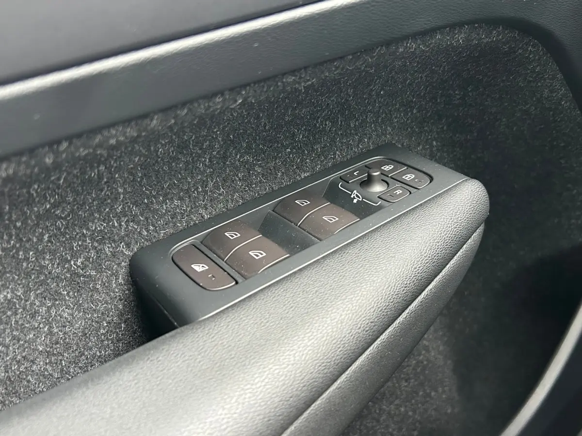 2.0 T4 Inscription | Panoramadak | Harman/Kardon | Leder | Camera |