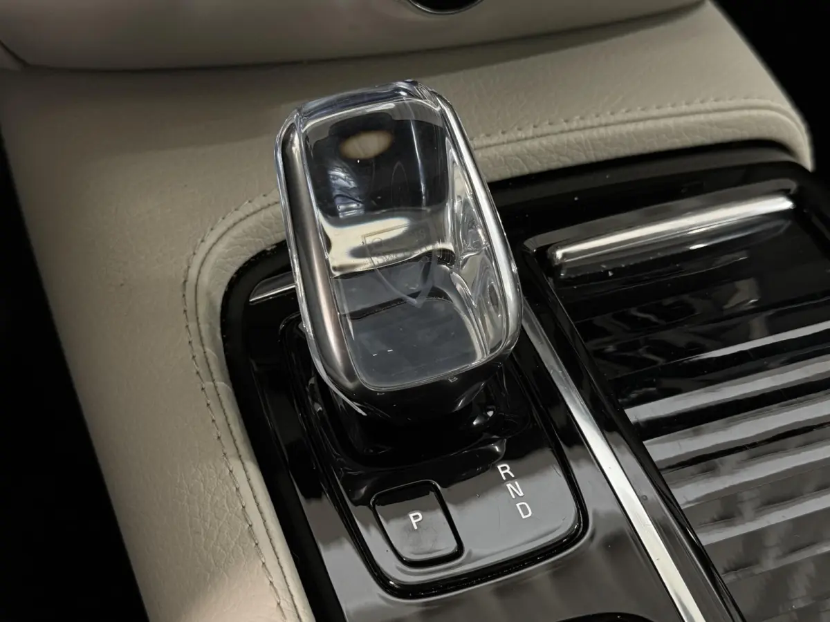 2.0 T6 Recharge AWD Inscription | H&K audio | Camera  | Climate | Memory seat | Verwarmd stuurwiel/voorstoelen | Elektrisch achterklep( Vestiging - Nieuwegein )