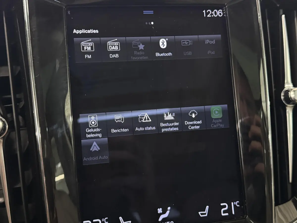 2.0 T6 Recharge AWD Inscription | H&K audio | Camera  | Climate | Memory seat | Verwarmd stuurwiel/voorstoelen | Elektrisch achterklep( Vestiging - Nieuwegein )