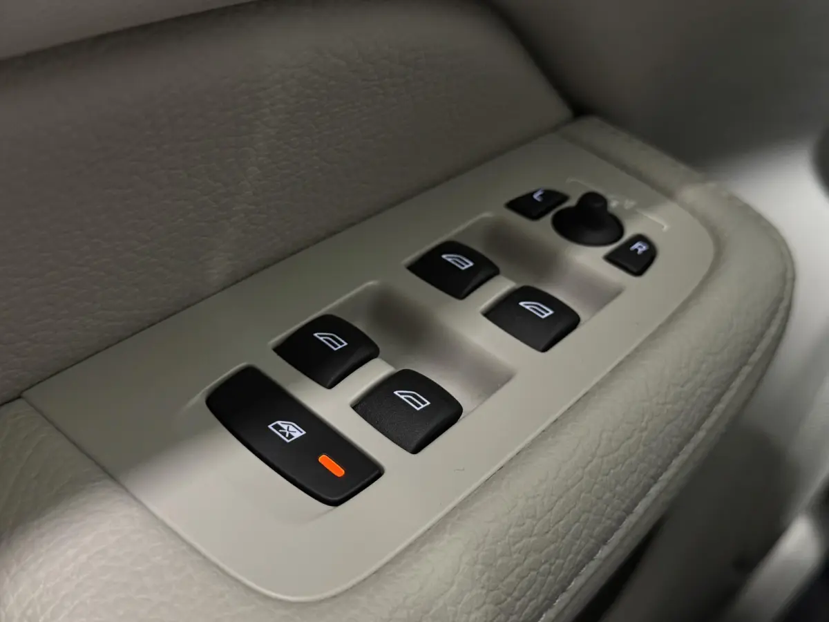 2.0 T6 Recharge AWD Inscription | H&K audio | Camera  | Climate | Memory seat | Verwarmd stuurwiel/voorstoelen | Elektrisch achterklep( Vestiging - Nieuwegein )